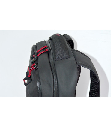 Mochila Negra Flash